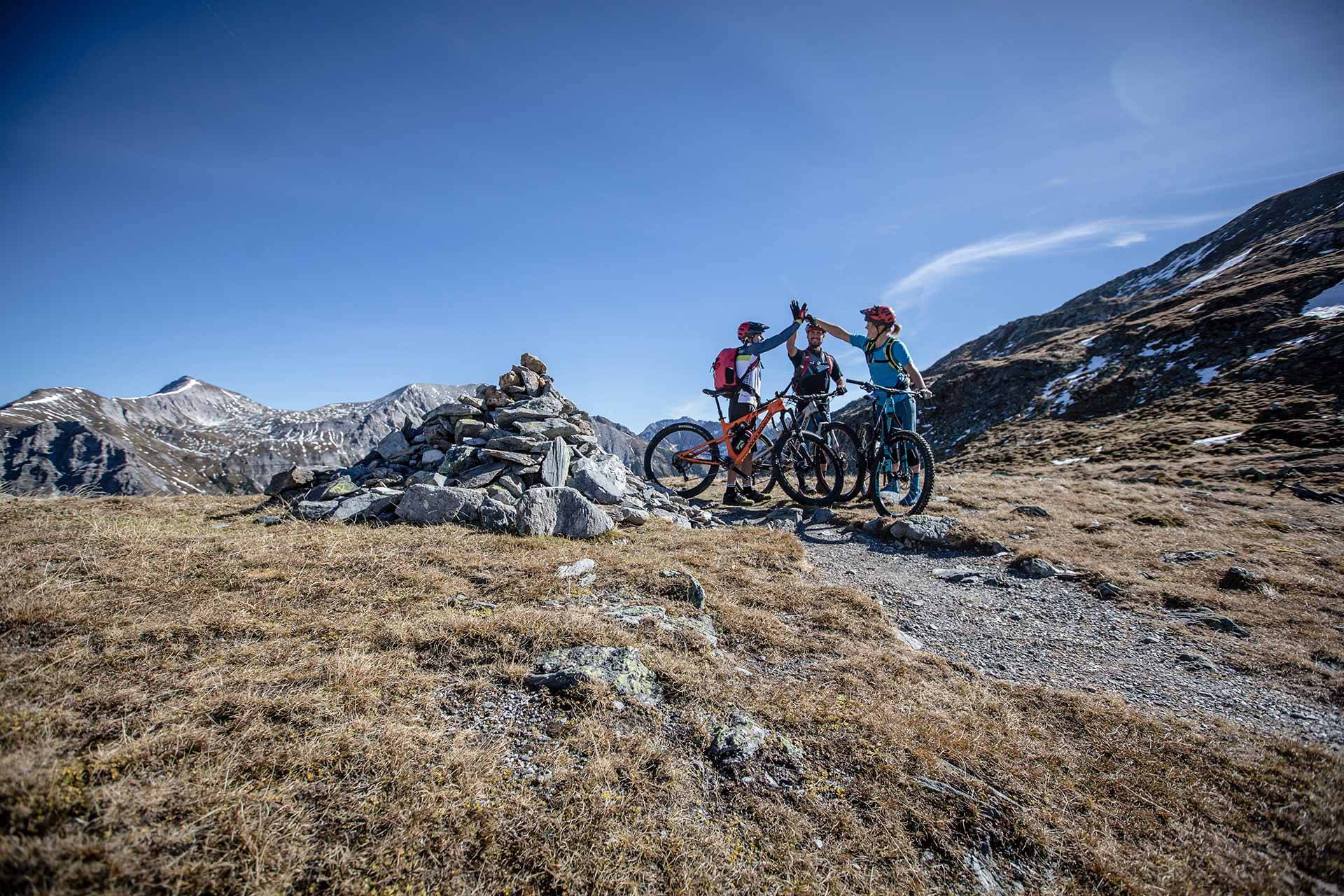 Mountainbiker am Ziel